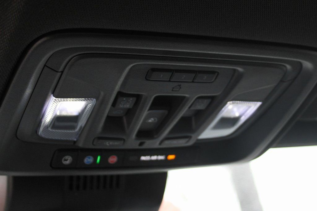 Used 2024 Chevrolet Silverado 3500 High Country w/ High Country Premium Package image 31