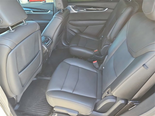 Used 2023 Cadillac XT6 Premium Luxury w/ Technology Package image 20