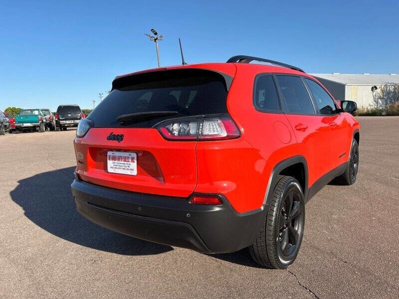 Used 2021 Jeep Cherokee Latitude Plus image 5