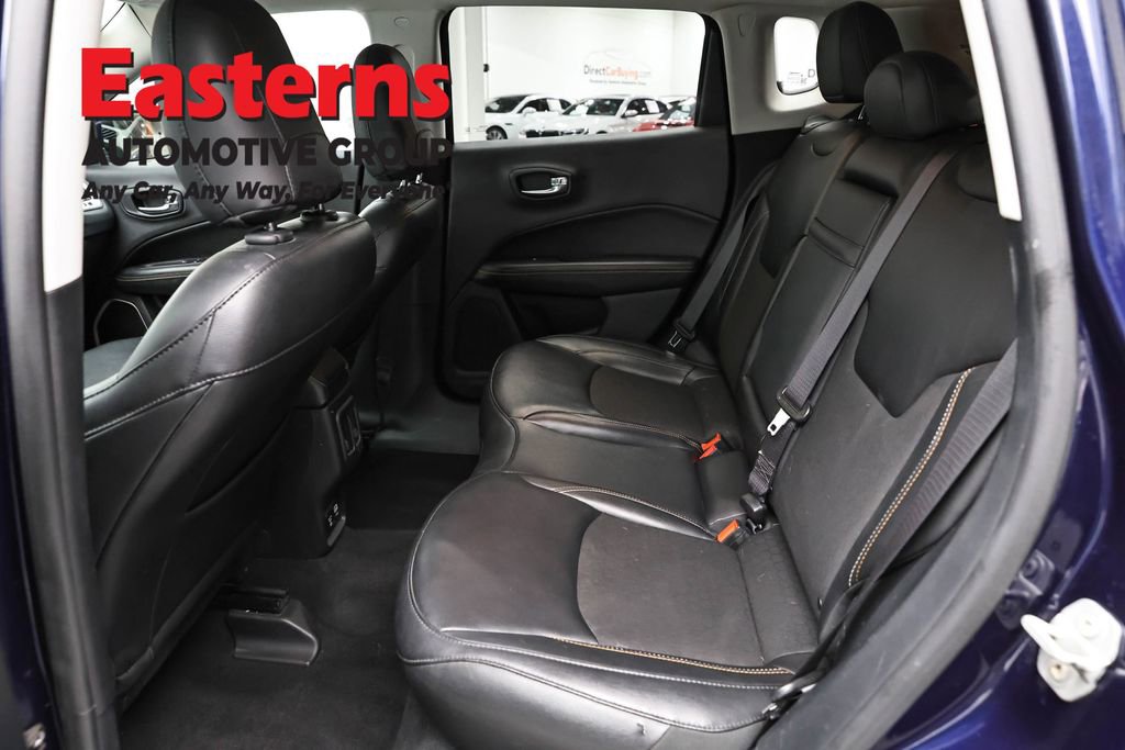 Used 2019 Jeep Compass Latitude FWD image 21