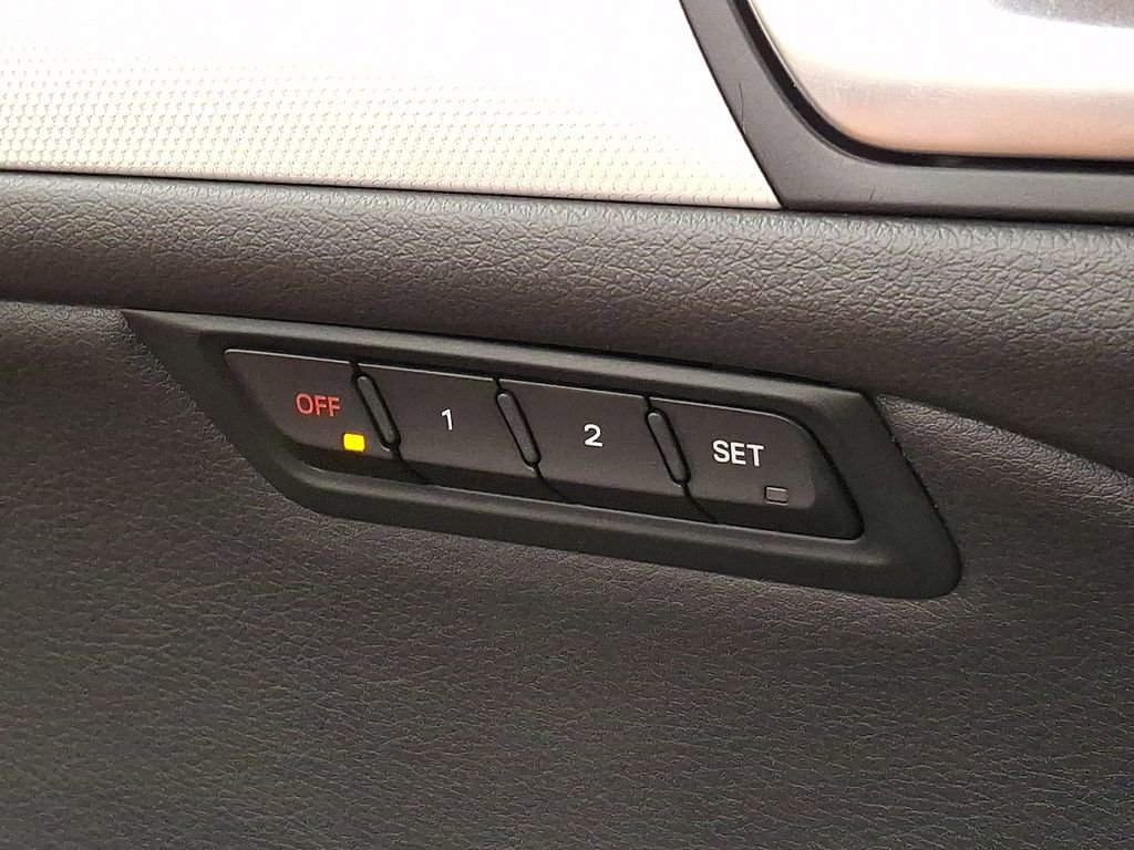 Used 2016 Audi Q5 3.0T Premium Plus w/ Technology Package image 23