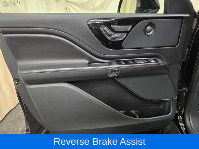 Used 2021 Lincoln Aviator Reserve w/ Equipment Group 201A AWD/4WD image 12