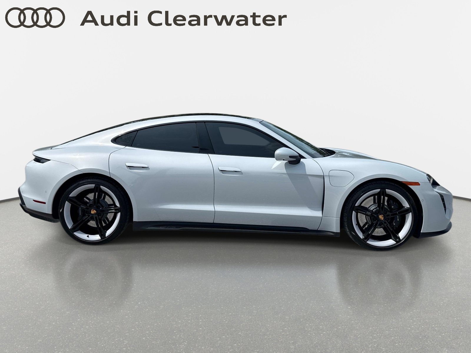 Used 2024 Porsche Taycan GTS AWD/4WD image 5