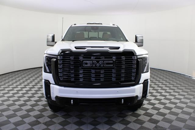 New 2026 GMC Sierra 3500 Denali Ultimate AWD/4WD image 32