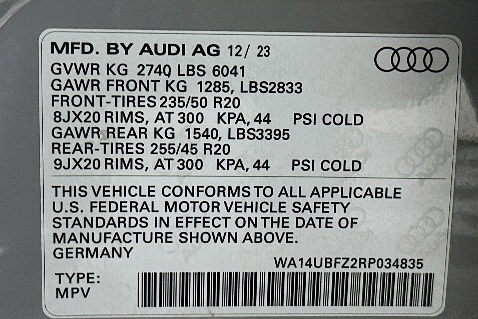 Used 2024 Audi Q4 e-tron Prestige w/ Black Optic Plus Package image 24