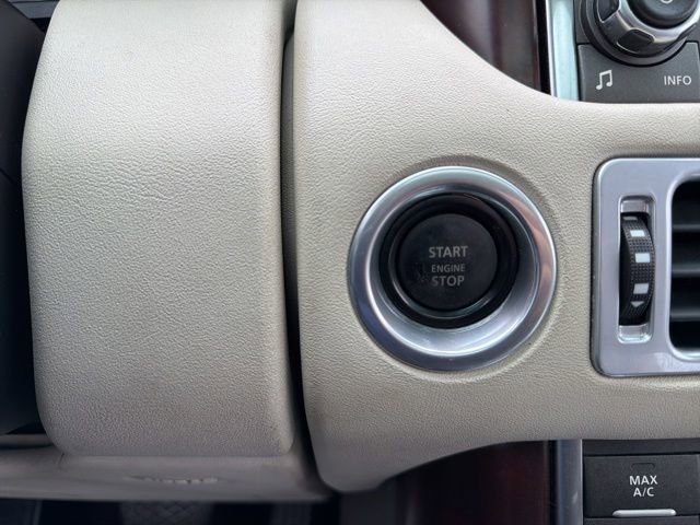 Used 2012 Land Rover Range Rover HSE LUX AWD/4WD image 21
