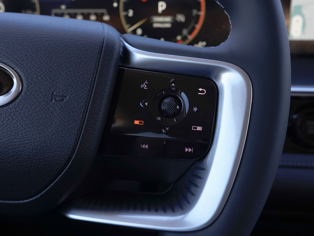 New 2026 INFINITI QX80 Pure w/ Cargo Package image 25