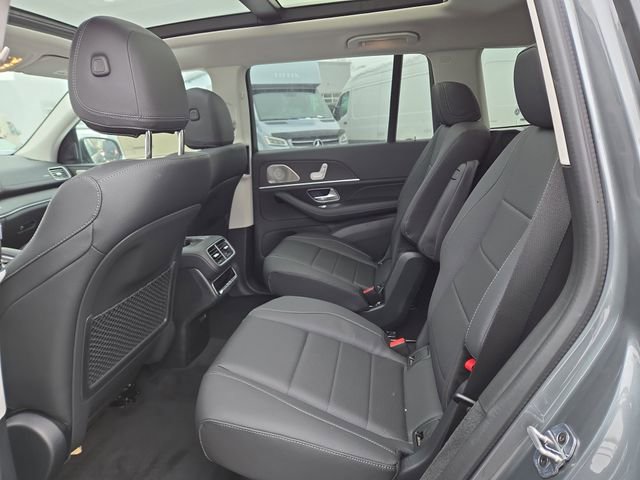 New 2026 Mercedes-Benz GLS 450 4MATIC image 29