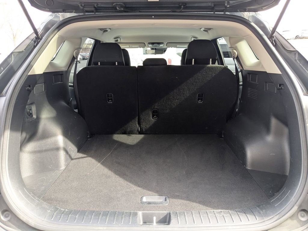 Used 2024 Kia Sportage LX image 25