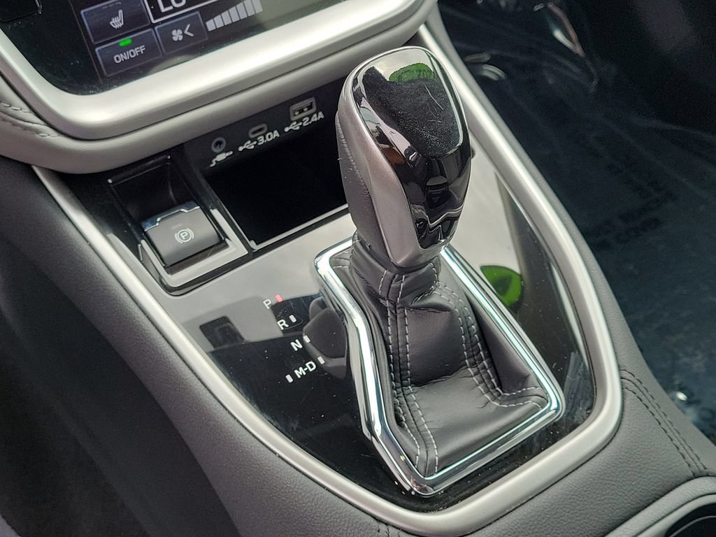 Certified 2025 Subaru Outback Premium AWD/4WD image 25