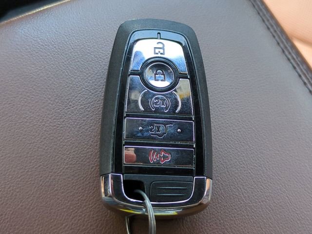 Used 2023 Lincoln Nautilus Reserve w/ Equipment Group 202A image 29