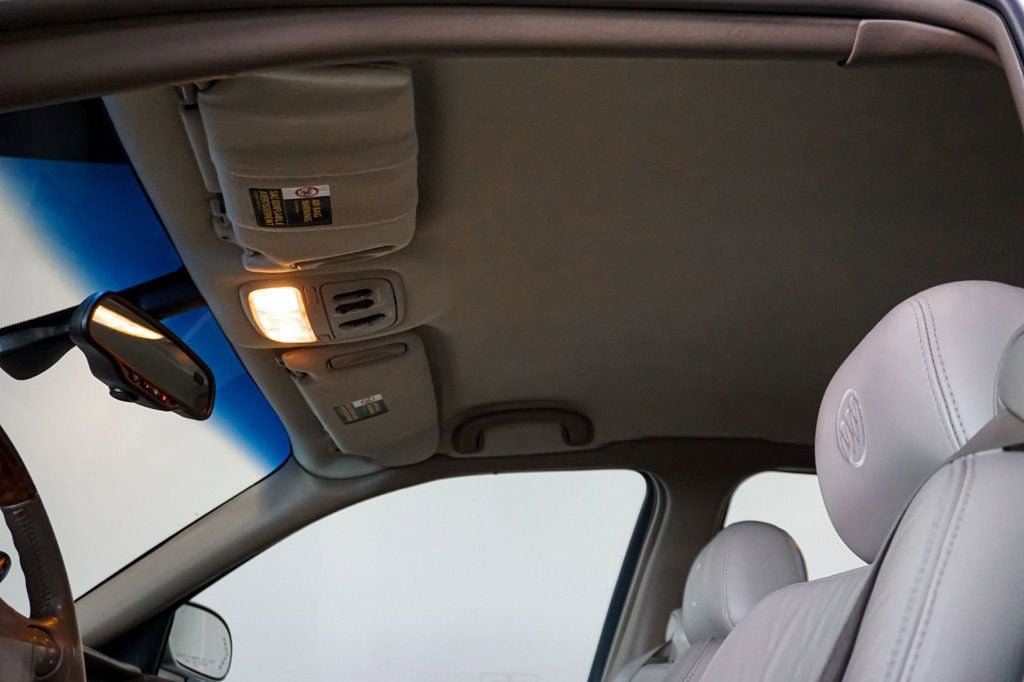 Used 2004 Buick Park Avenue Ultra FWD image 57