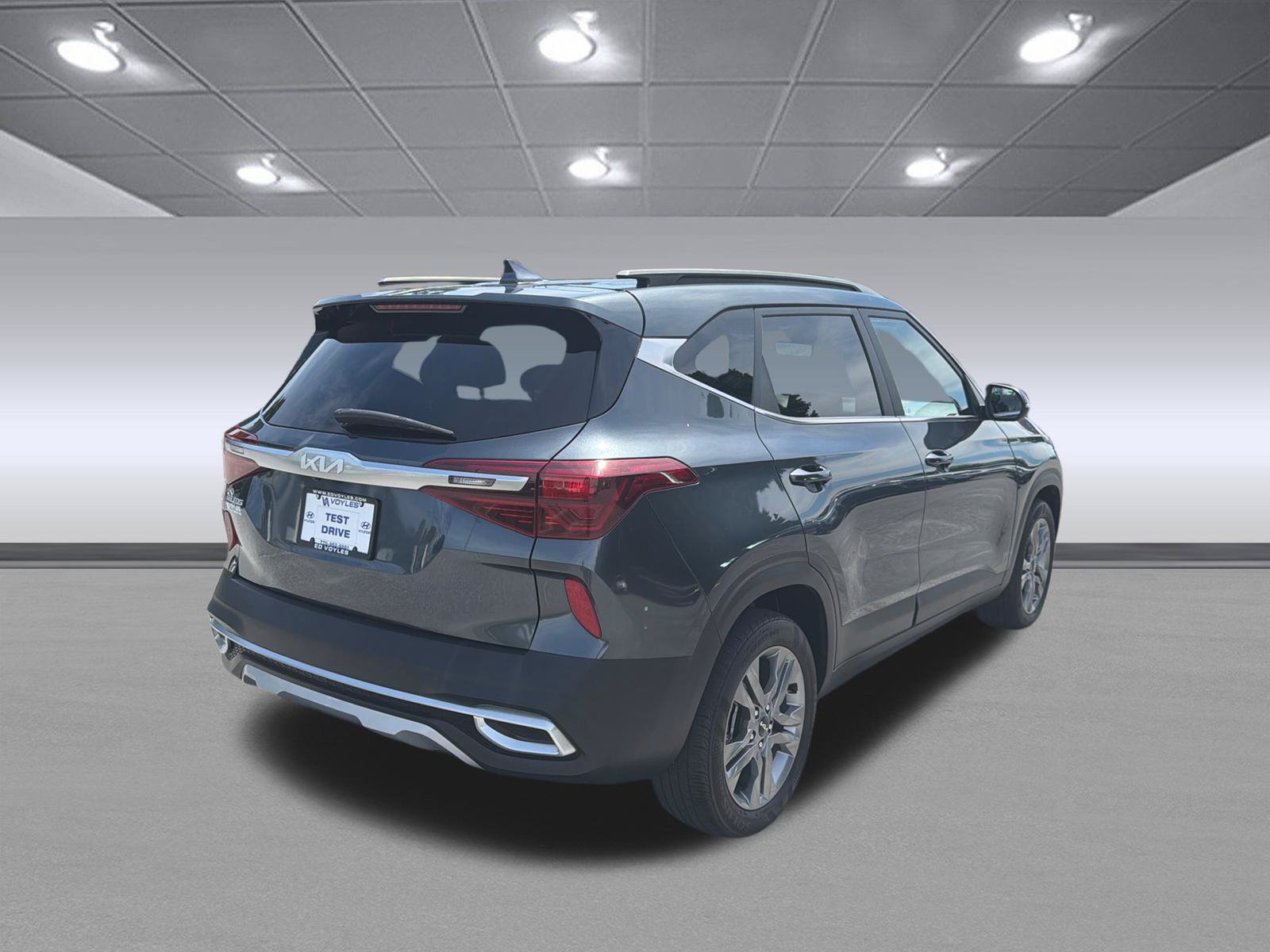 Used 2023 Kia Seltos S w/ Navigation Package FWD image 7