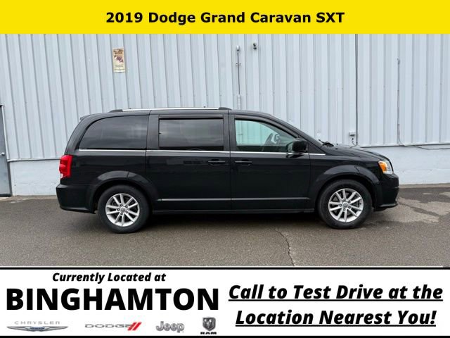 Used 2019 Dodge Grand Caravan SXT image 4