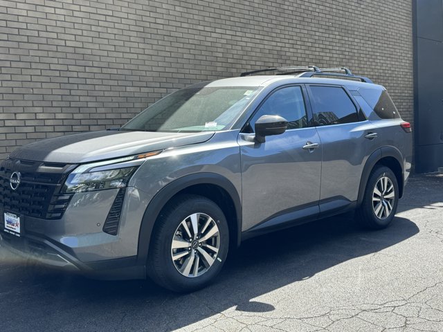 New 2026 Nissan Pathfinder SL w/ Cargo Package AWD/4WD image 37