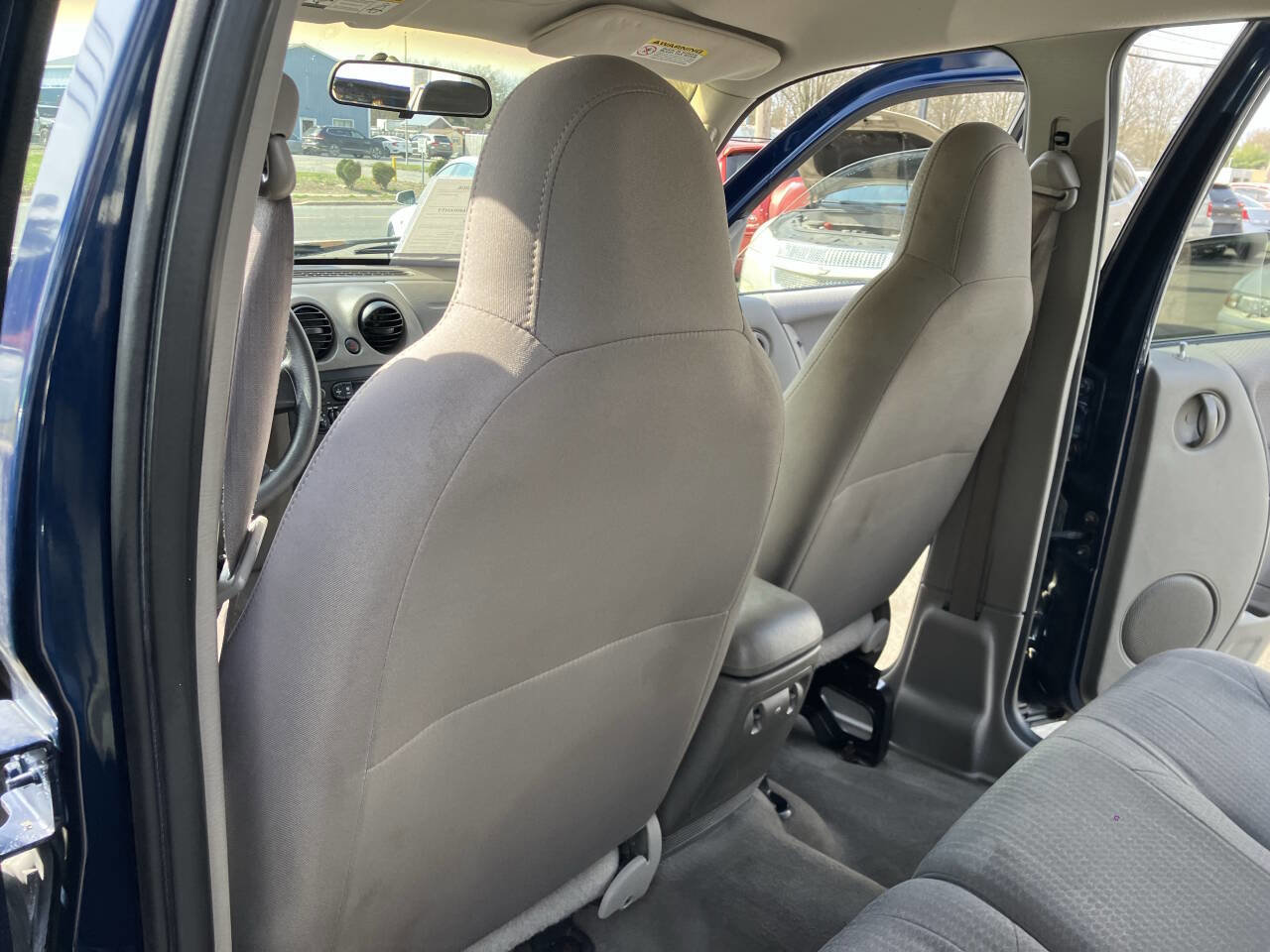 Used 2002 Jeep Liberty Sport image 32