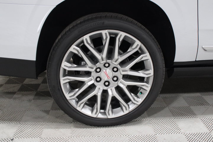 New 2026 GMC Yukon XL Denali w/ Denali Reserve Package AWD/4WD image 47