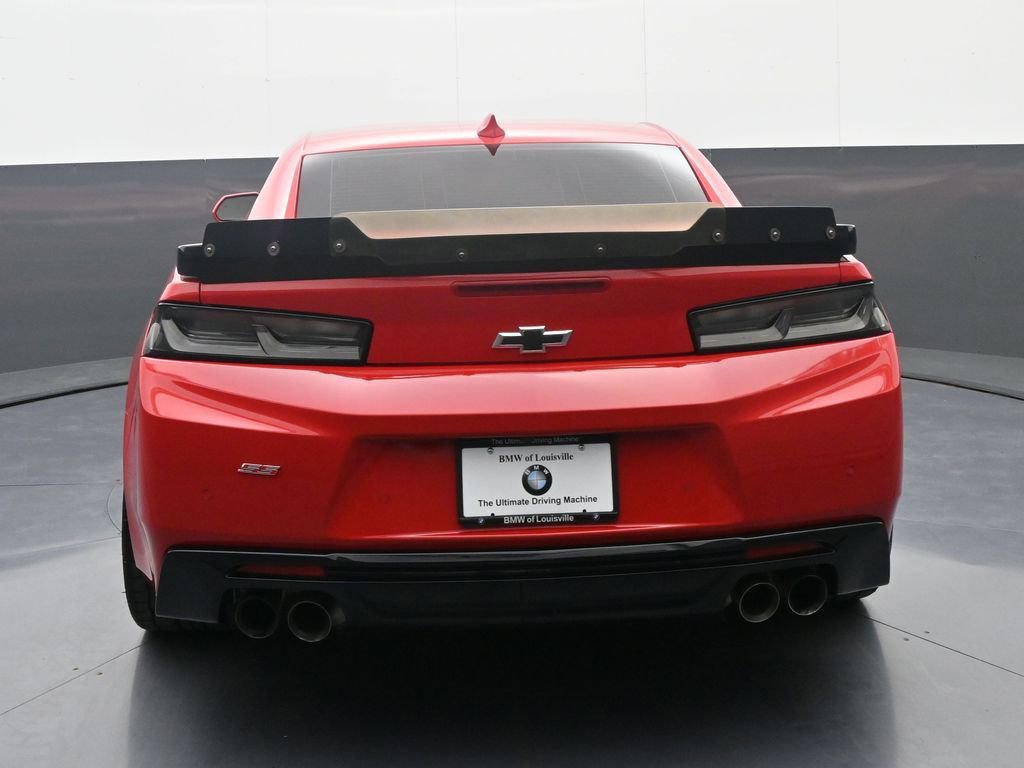 Used 2016 Chevrolet Camaro SS RWD image 6