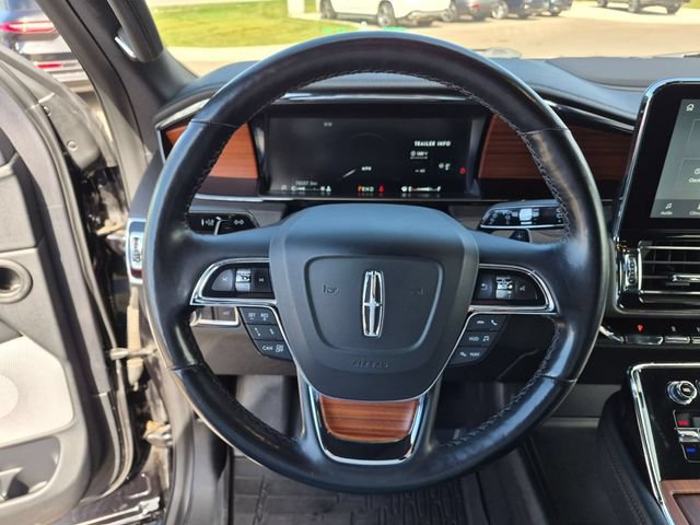 Certified 2020 Lincoln Navigator L Reserve w/ Luxury Package AWD/4WD image 19