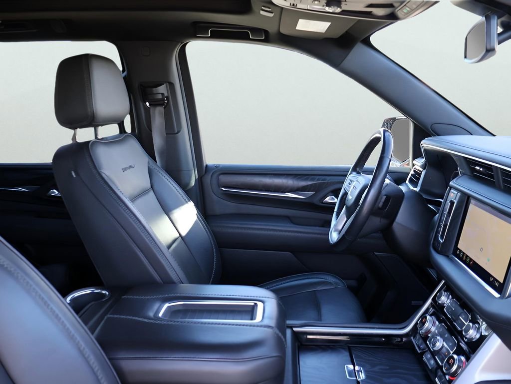 Used 2021 GMC Yukon Denali image 10