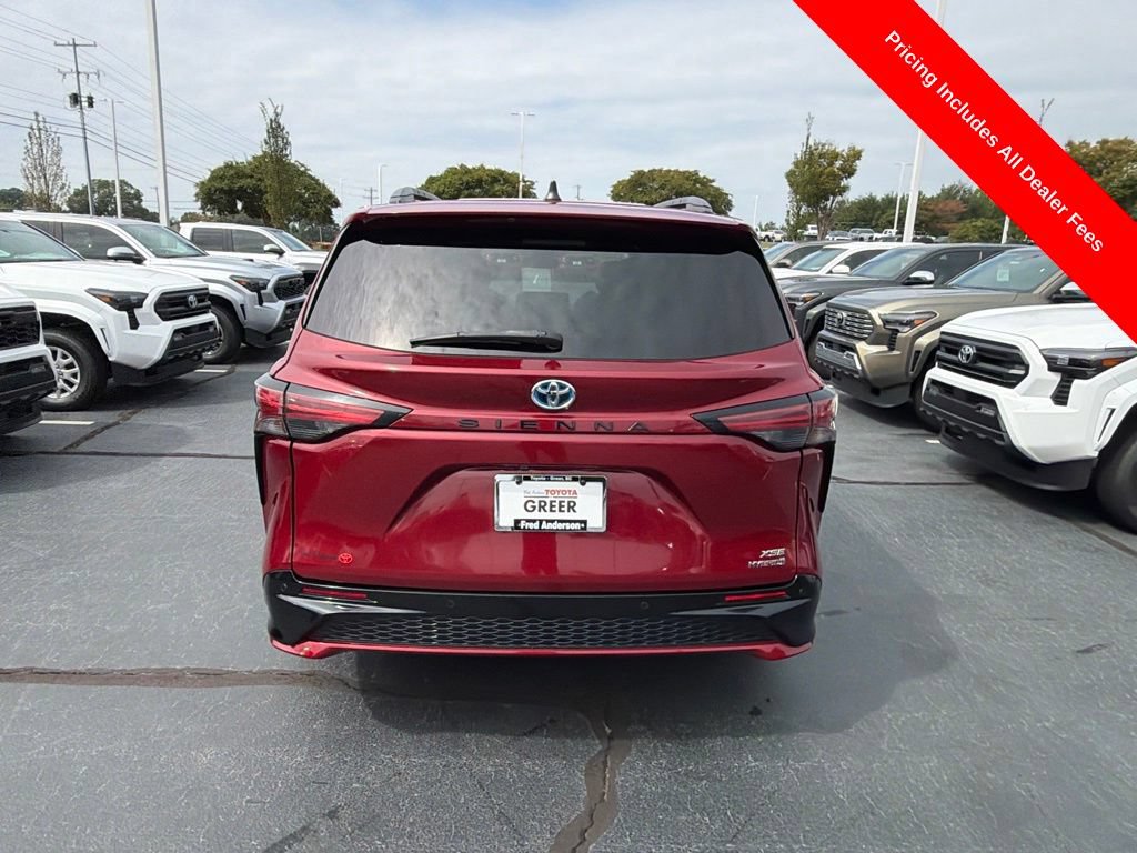 Used 2022 Toyota Sienna XSE w/ XSE Plus Package FWD image 44