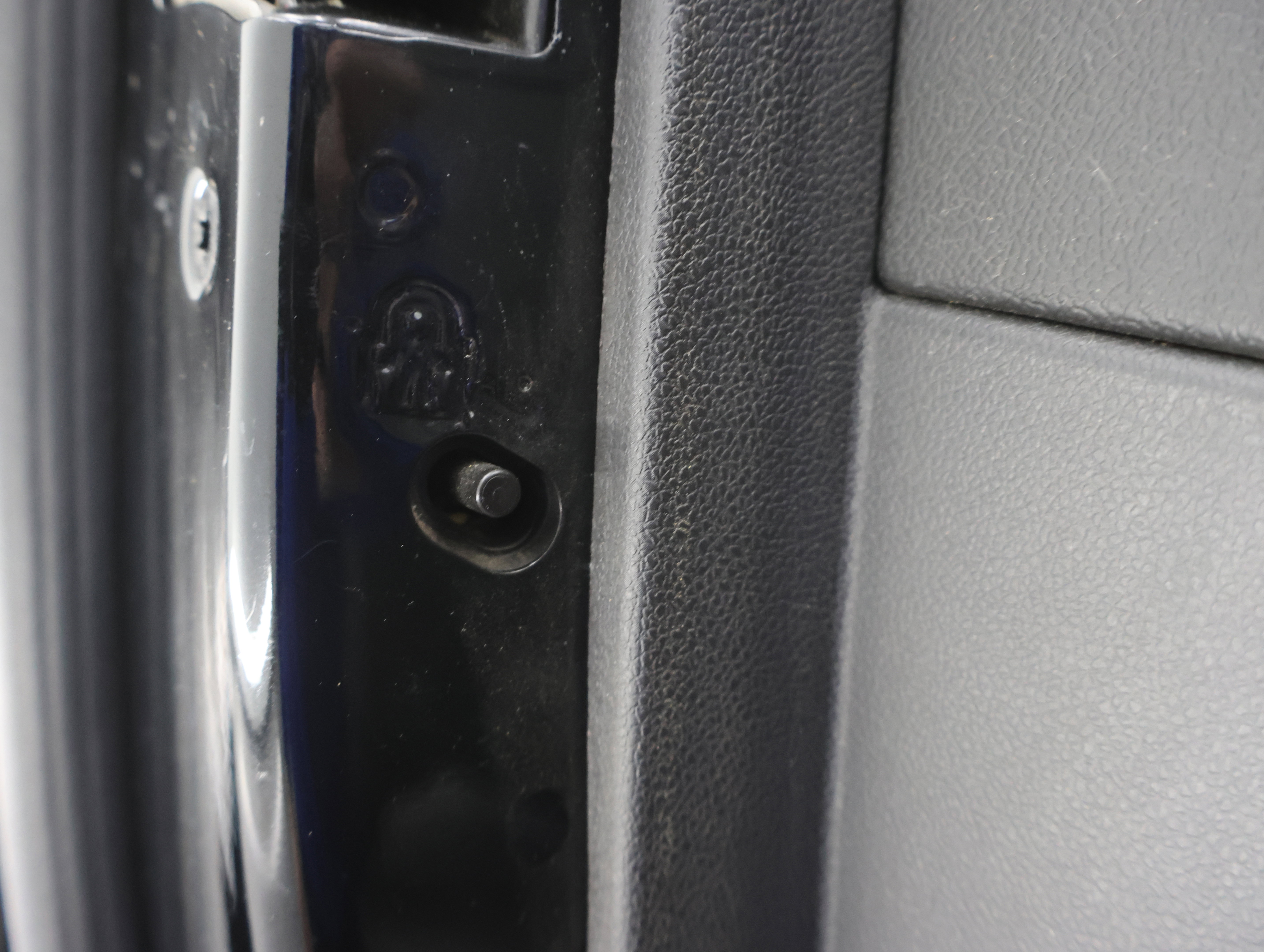 Used 2024 Chevrolet Silverado 2500 LT w/ Midnight Edition image 42