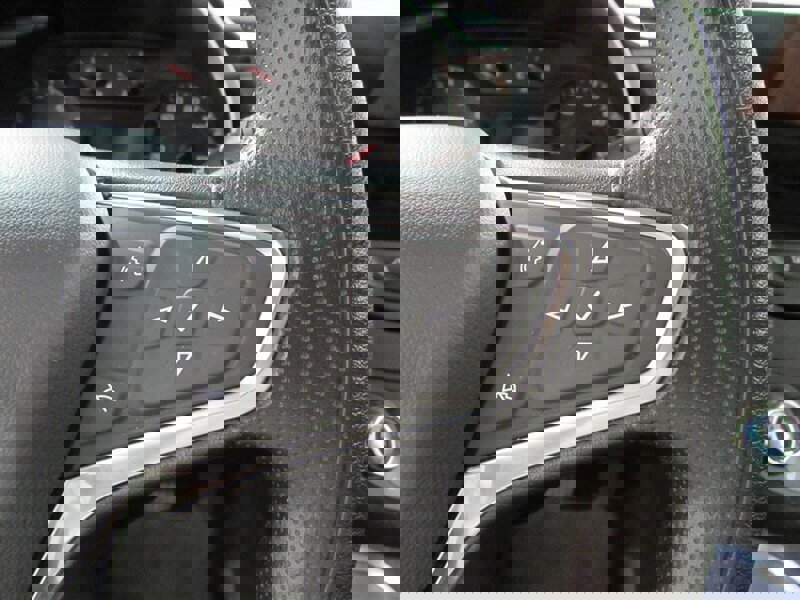 Used 2023 Chevrolet Malibu LT image 65