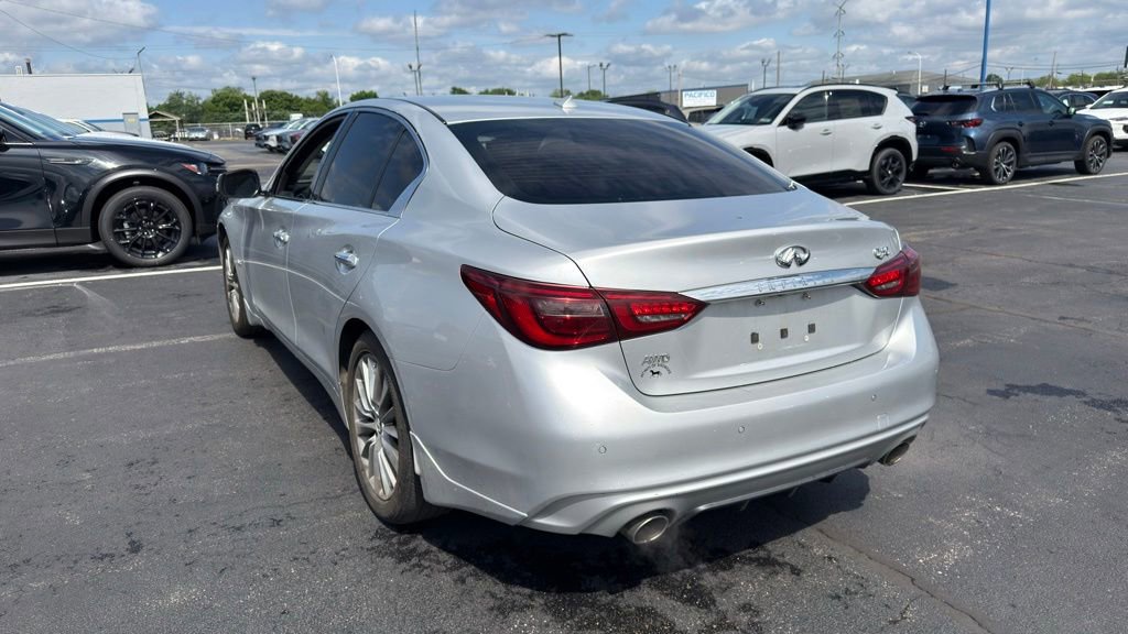 Used 2019 INFINITI Q50 Luxe w/ Essential Package (3.0T Luxe) AWD/4WD image 5