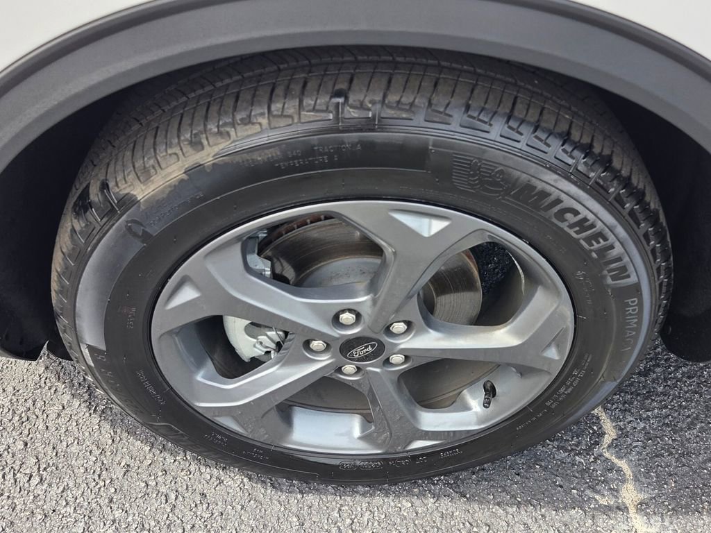 Used 2025 Ford Escape ST-Line w/ Tech Pack #1 image 17