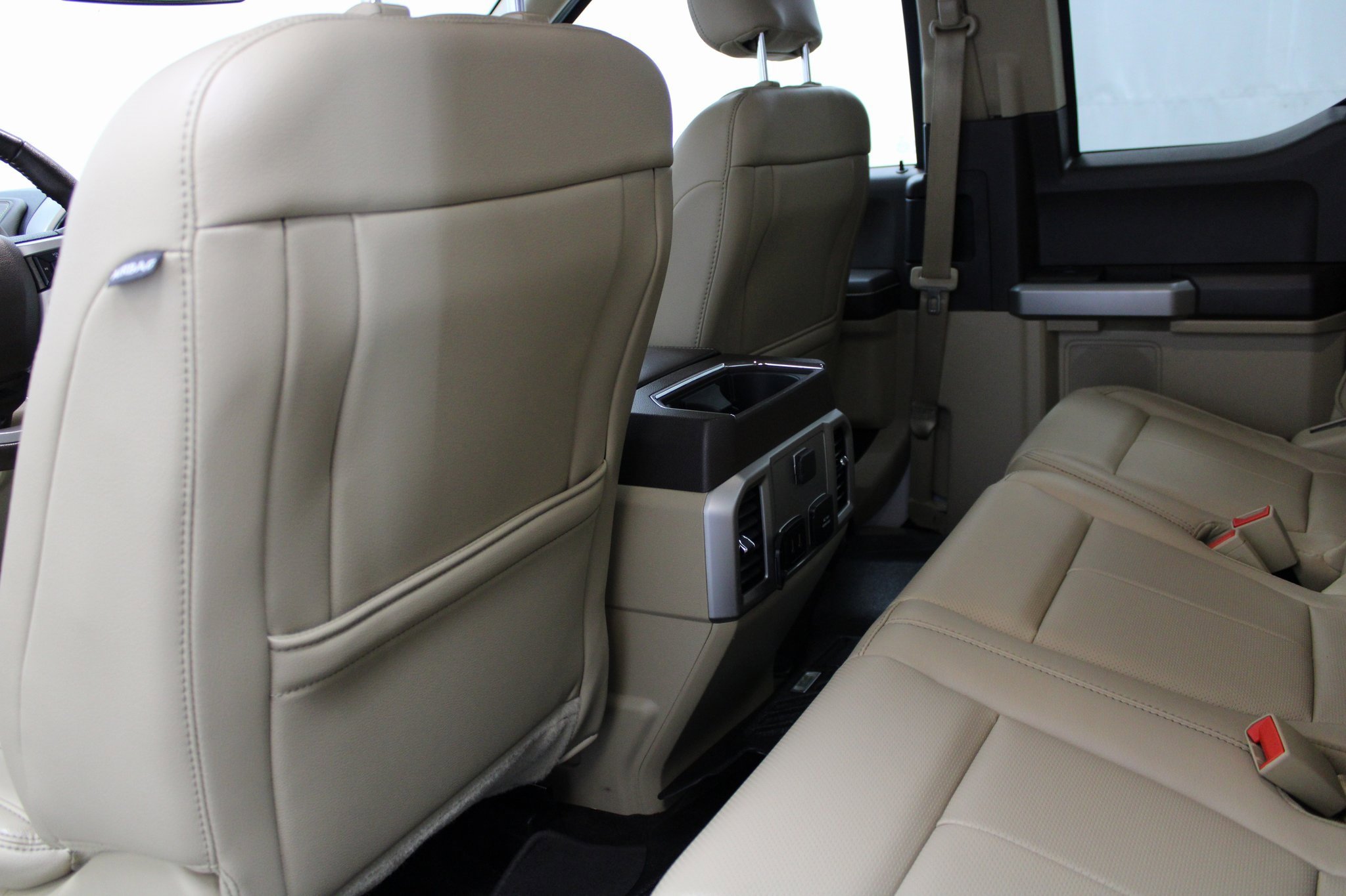 Used 2018 Ford F150 Lariat w/ Equipment Group 501A Mid image 16