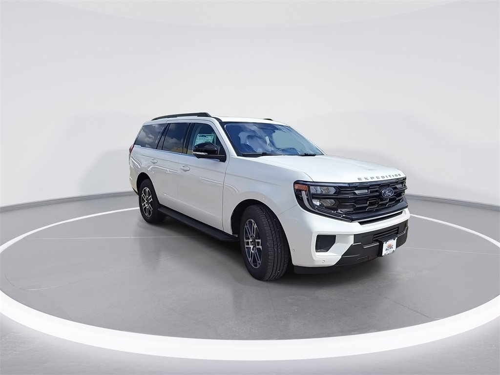 New 2025 Ford Expedition Active image 2