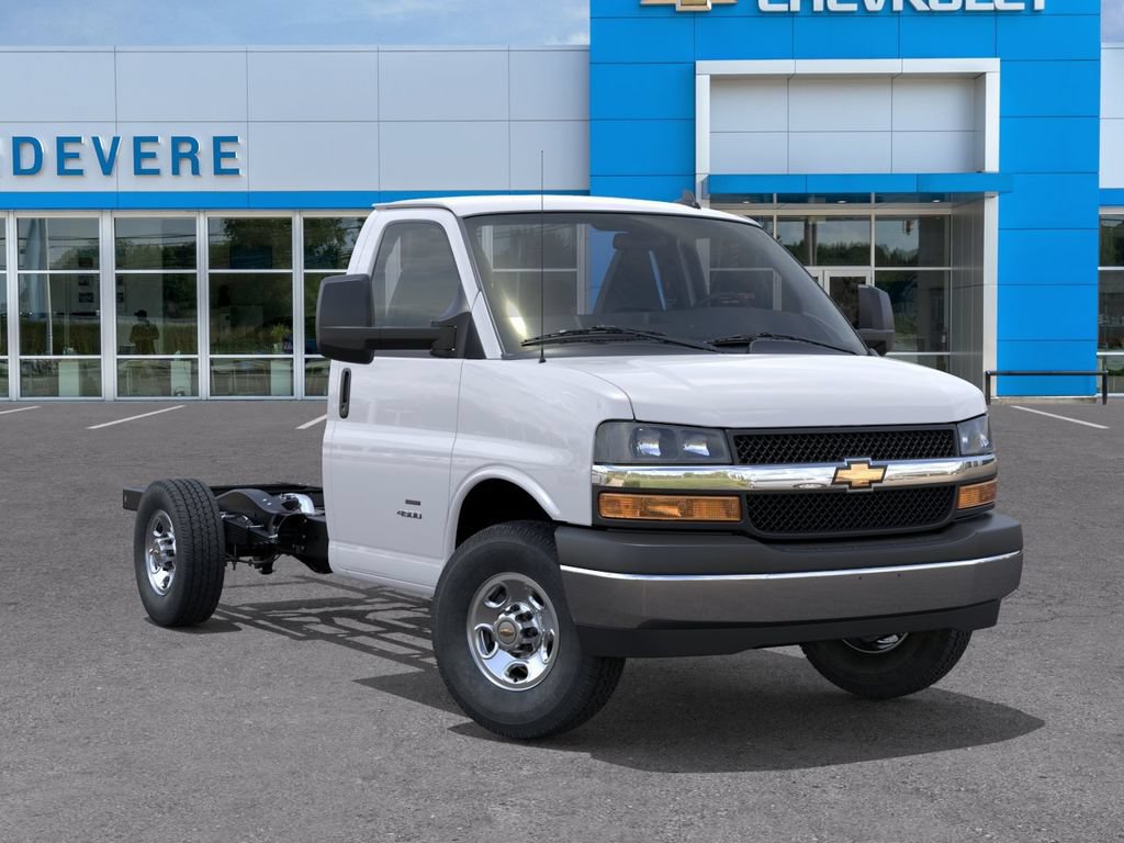 New 2026 Chevrolet Express 3500 w/ Power Convenience Package RWD image 7