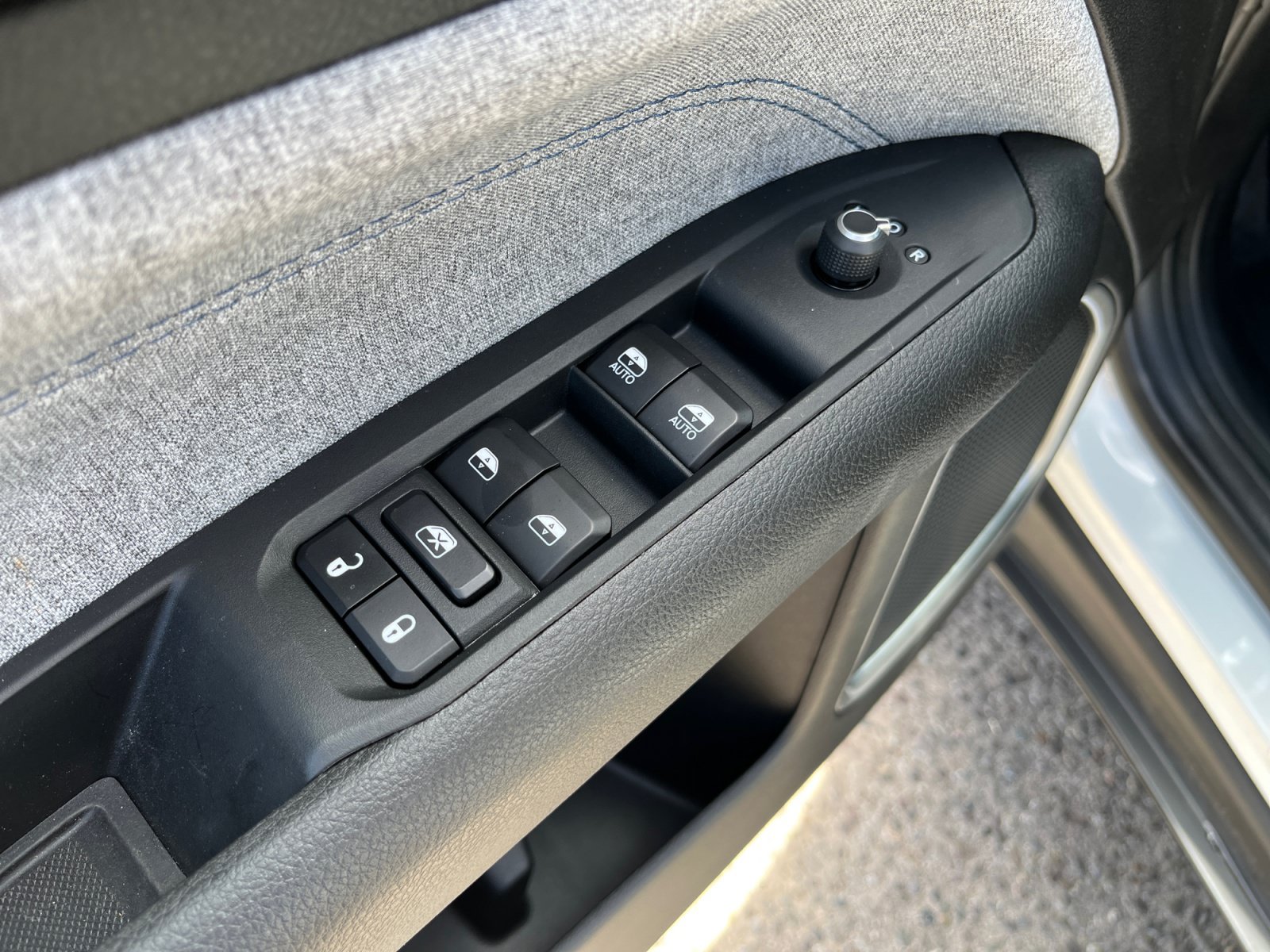Certified 2023 Jeep Compass Latitude AWD/4WD image 15