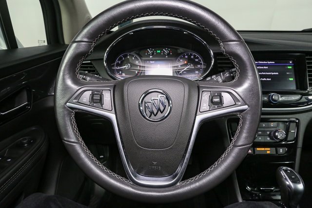 Used 2022 Buick Encore Preferred w/ Safety Package image 25