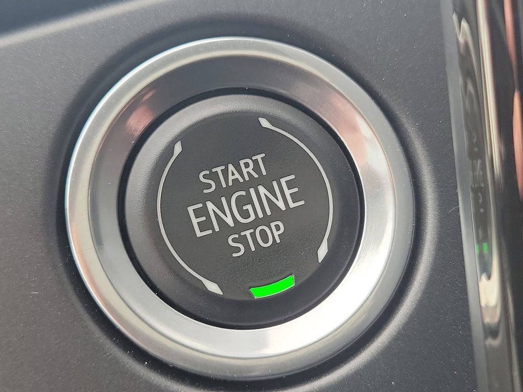 Used 2023 Chevrolet Blazer RS w/ Driver Confidence II Package AWD/4WD image 17