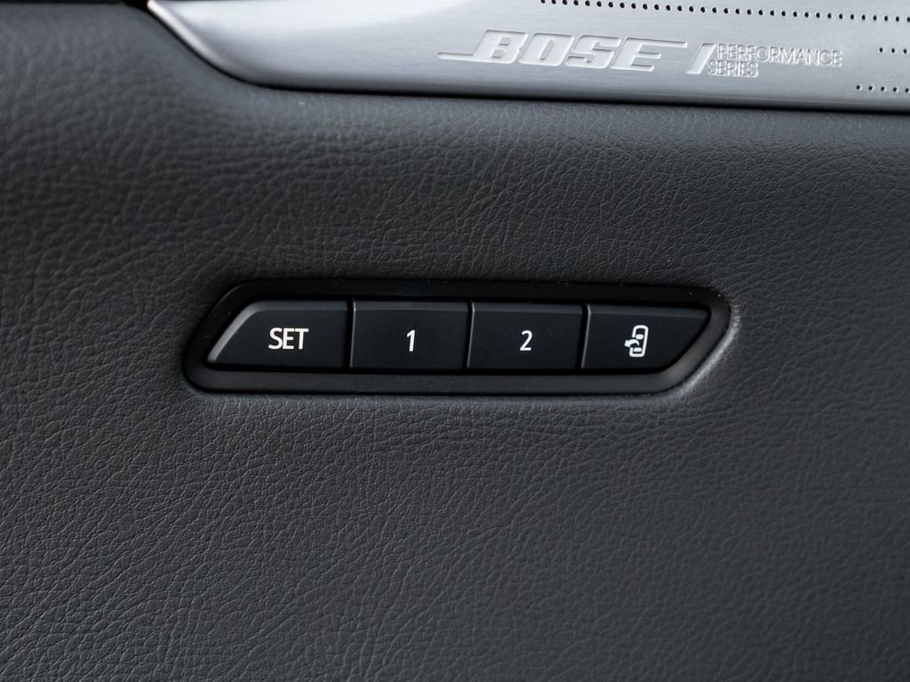 Used 2022 Cadillac XT6 Premium Luxury image 21