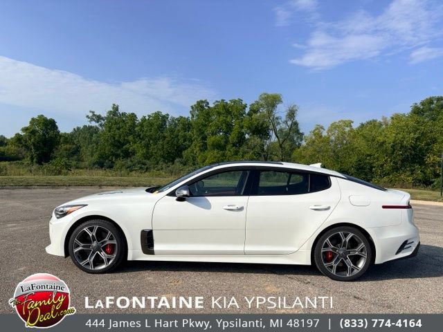 Used 2020 Kia Stinger GT1 AWD/4WD image 2
