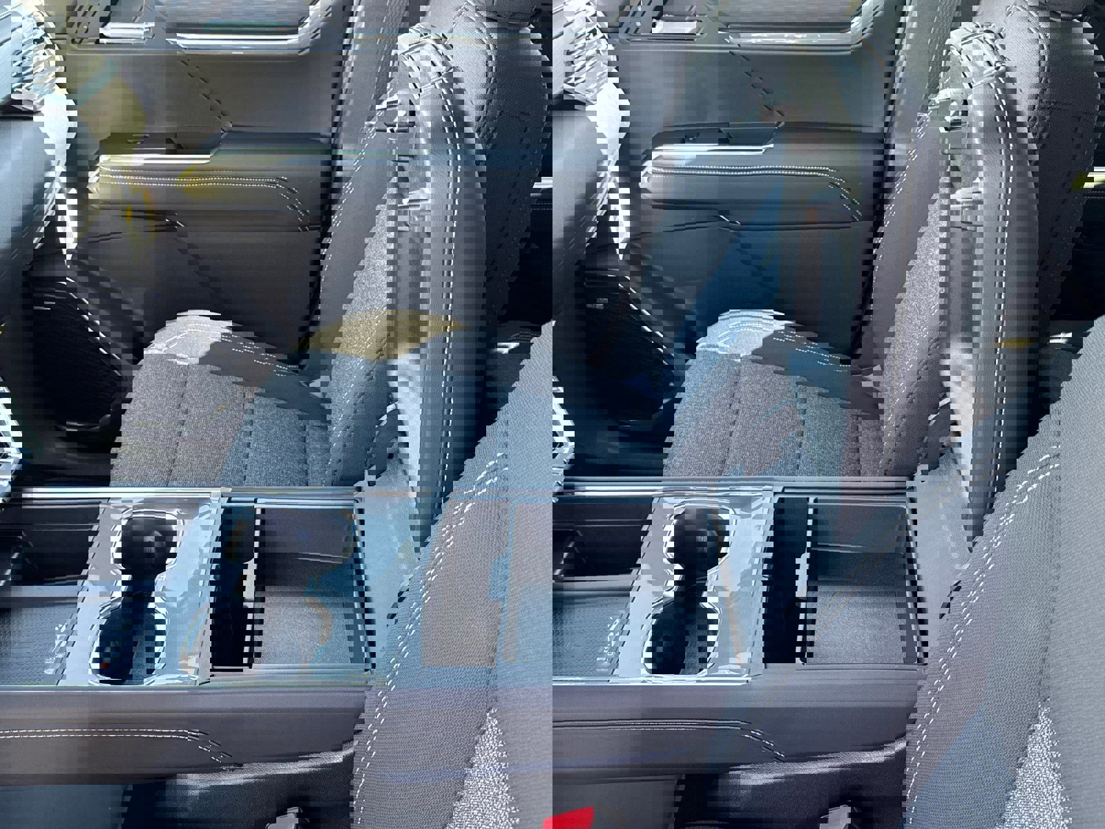 Used 2026 GMC Acadia Elevation w/ Black Edition image 32