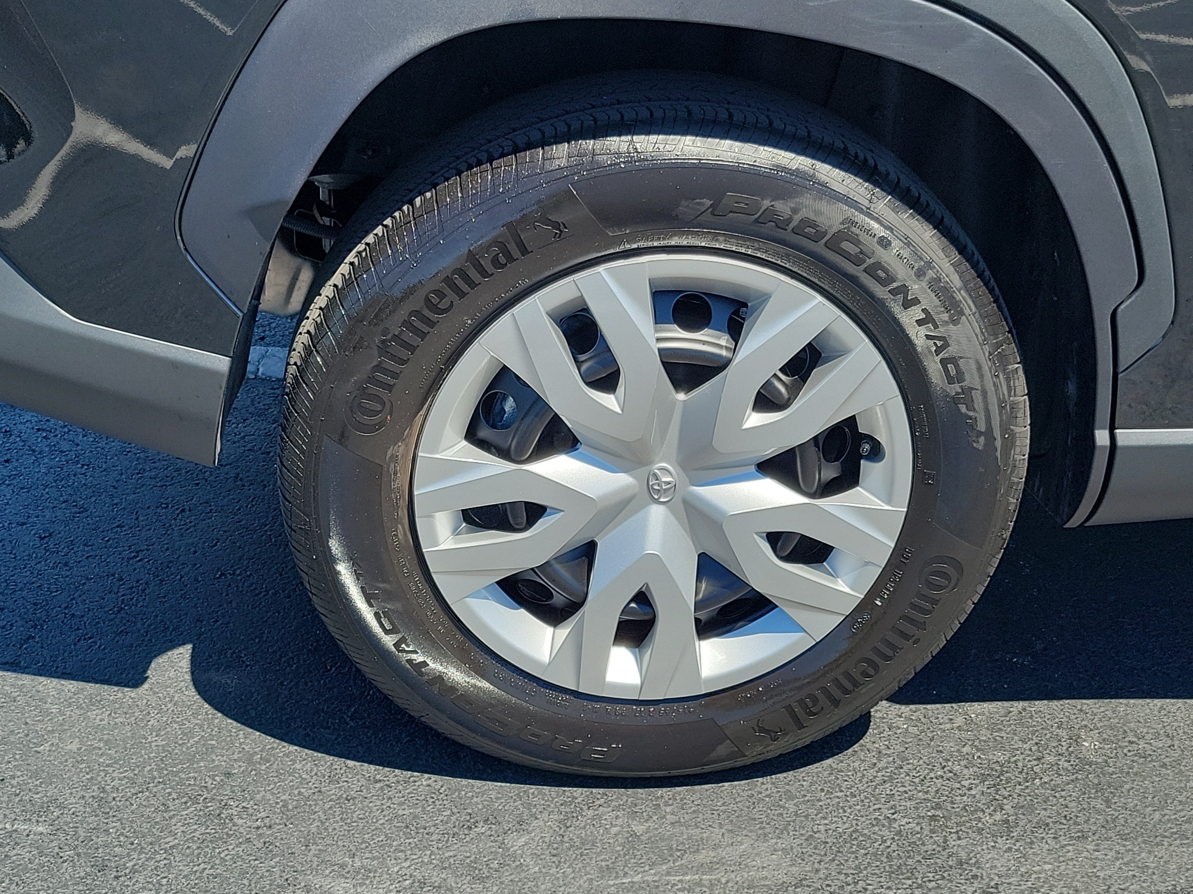 Certified 2026 Toyota Corolla Cross L AWD/4WD image 6