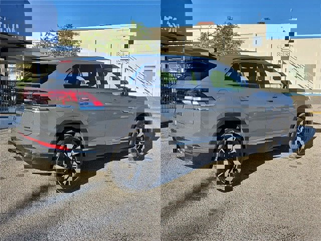 New 2026 Volkswagen Atlas Cross Sport SEL image 3