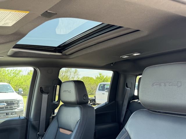 Used 2022 GMC Sierra 1500 AT4 w/ AT4 Premium Package image 32