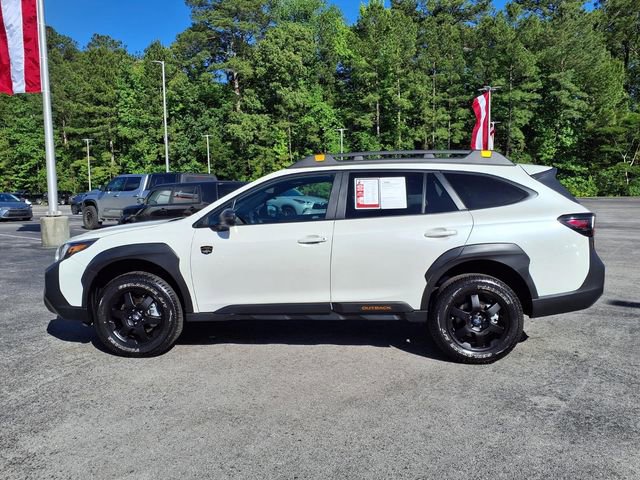 Used 2025 Subaru Outback Wilderness AWD/4WD image 3
