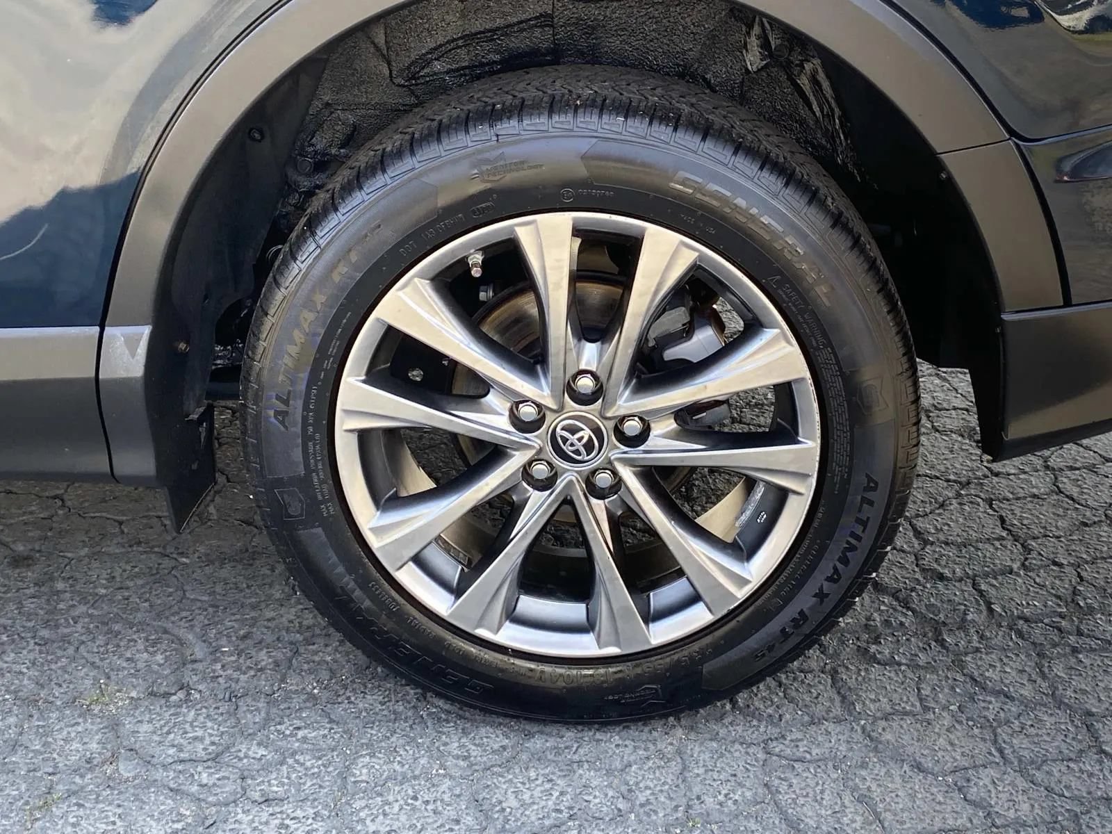 Used 2017 Toyota RAV4 Limited FWD image 7
