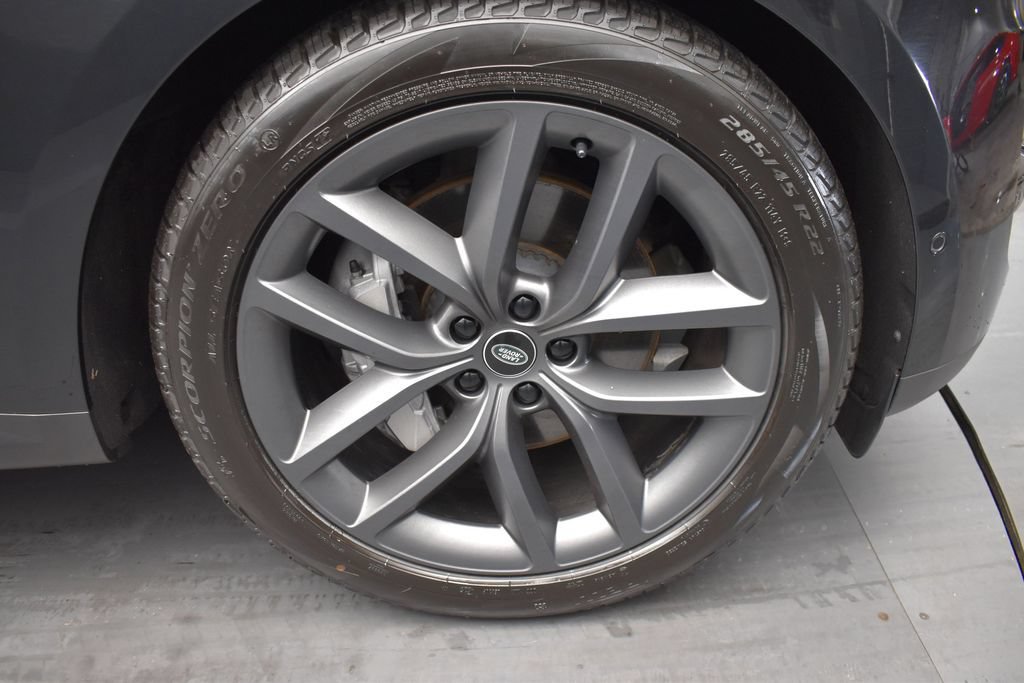 Used 2024 Land Rover Range Rover Sport SE AWD/4WD image 14