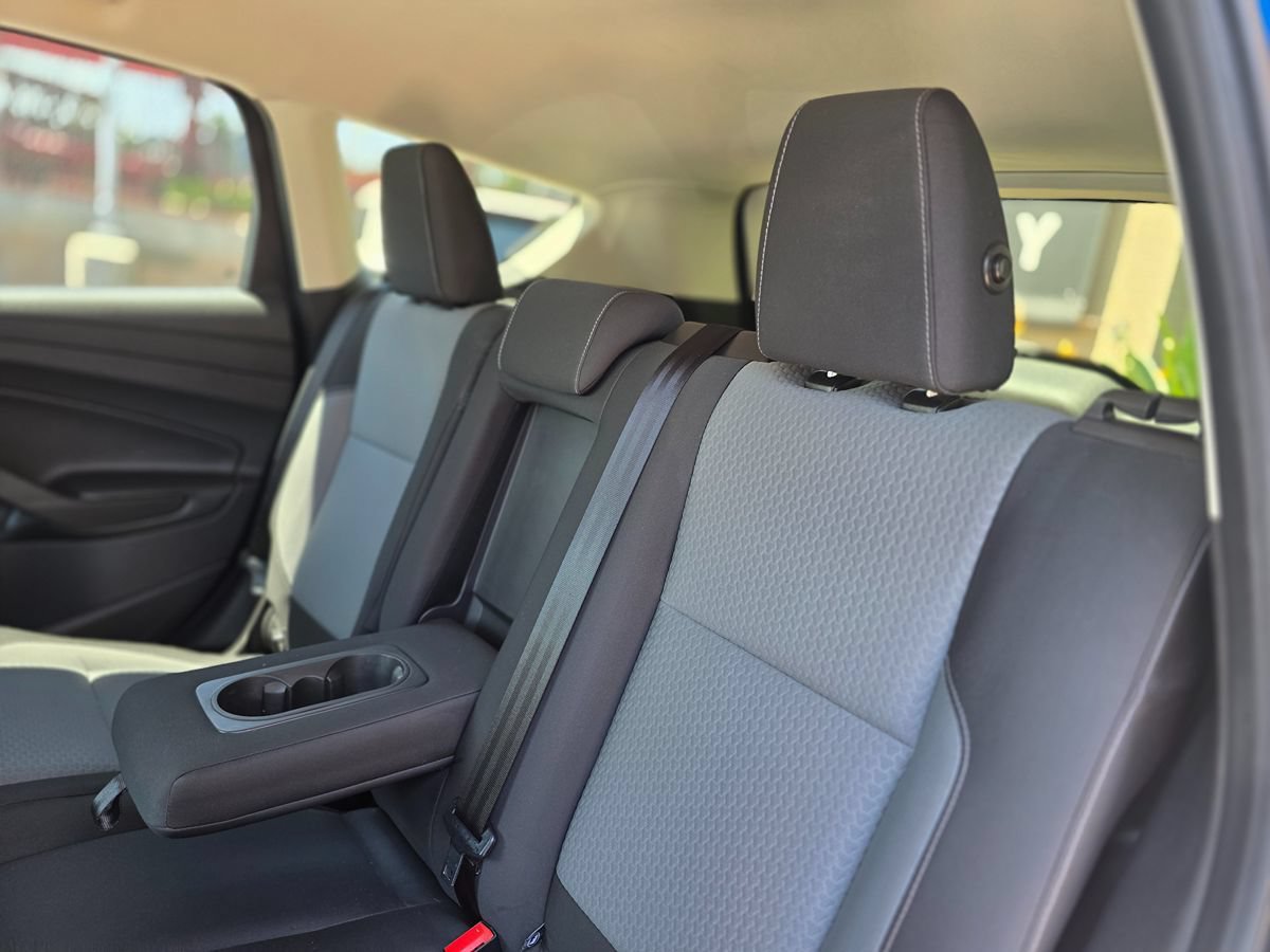 Used 2017 Ford Escape SE FWD image 23