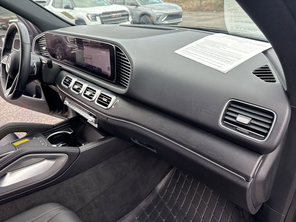 Used 2025 Mercedes-Benz GLE 350 4MATIC image 36