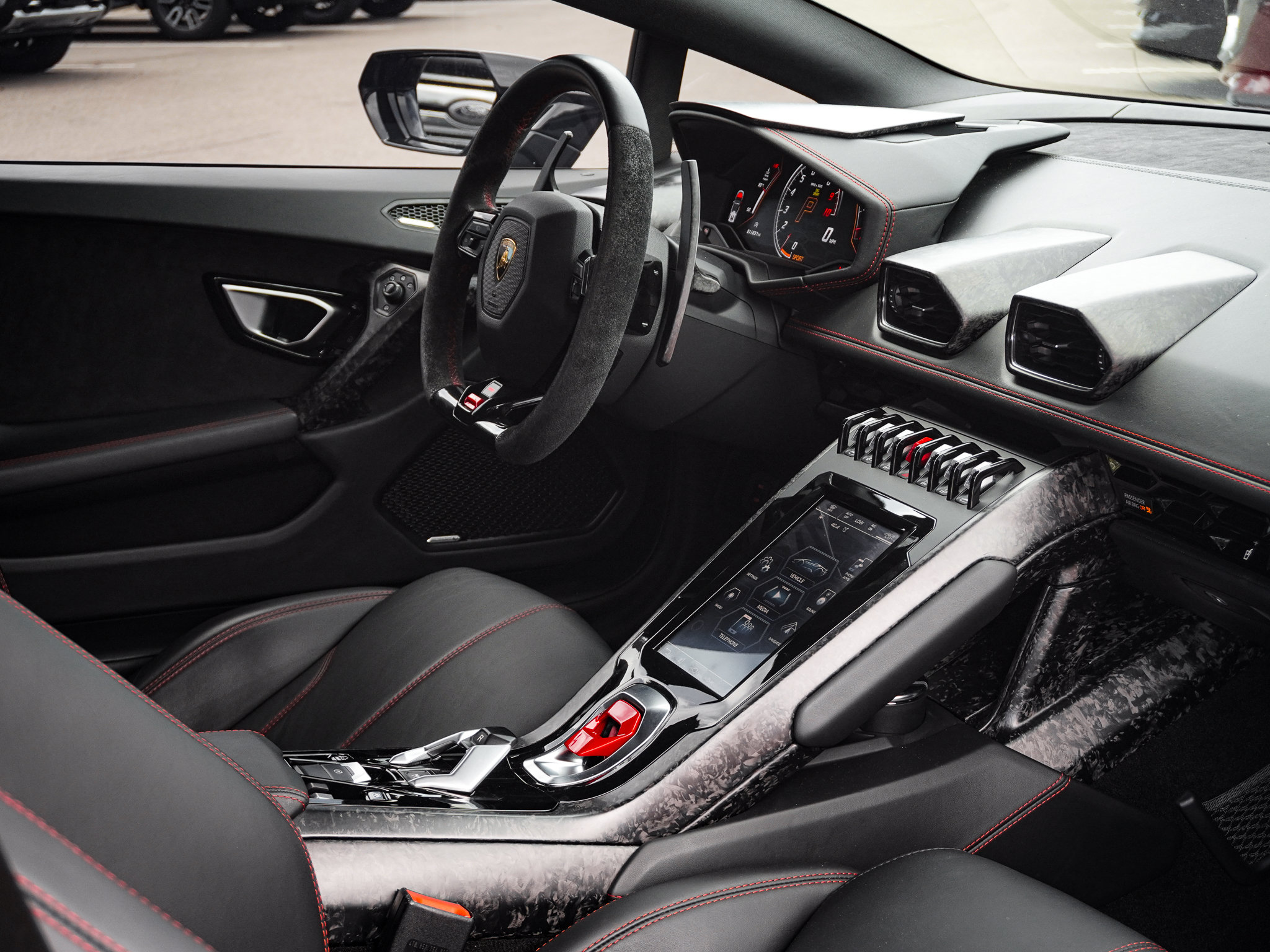 Used 2022 Lamborghini Huracan EVO AWD/4WD image 33