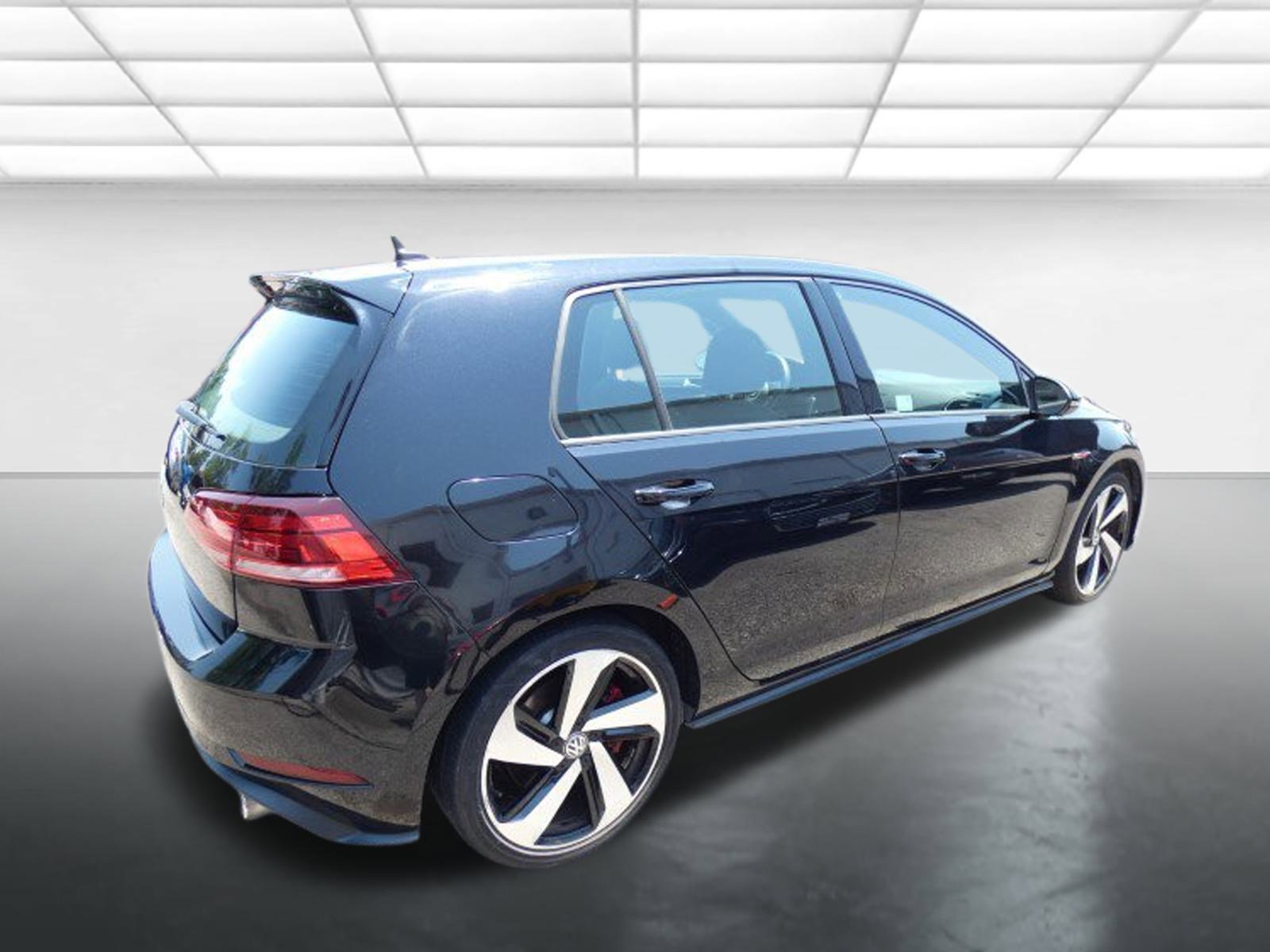 Used 2020 Volkswagen GTI S FWD image 3