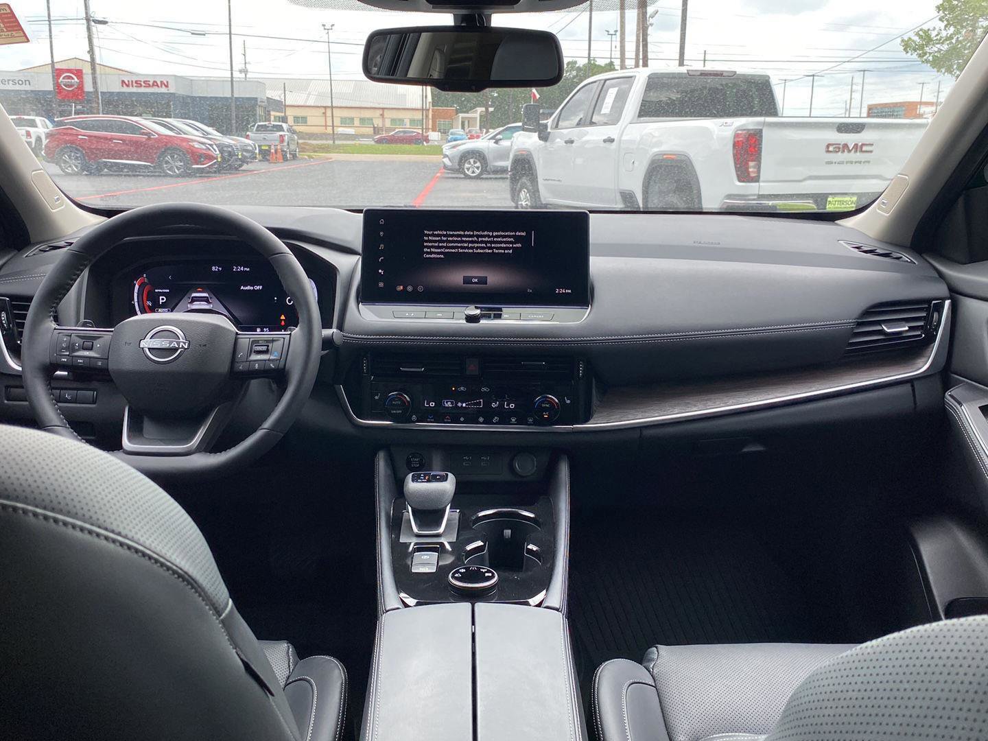 Used 2025 Nissan Rogue Platinum w/ Tech Package AWD/4WD image 12