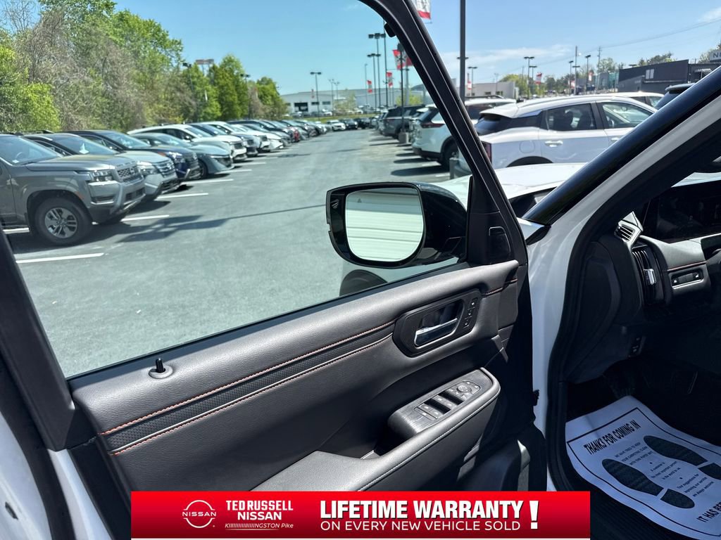 New 2026 Nissan Armada PRO-4X AWD/4WD image 10